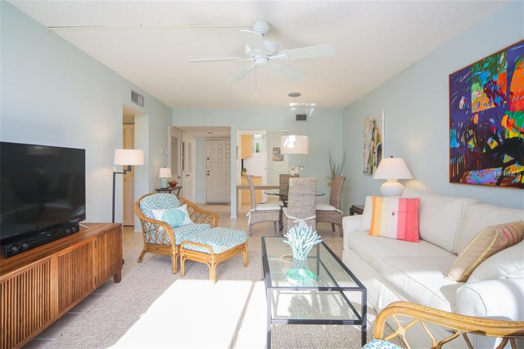 1935 GULF OF MEXICO DRIVE, LONGBOAT KEY, Florida 34228, 2 Bedrooms Bedrooms, 5 Rooms Rooms,2 BathroomsBathrooms,Residential,For sale,GULF OF MEXICO,A4209259