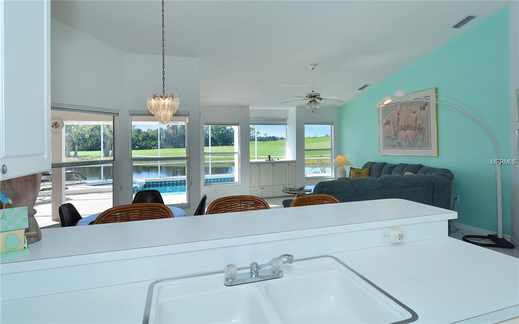 8940 WHITEMARSH AVENUE, SARASOTA, Florida 34238, 3 Bedrooms Bedrooms, 5 Rooms Rooms,2 BathroomsBathrooms,Residential,For sale,WHITEMARSH,A4210055