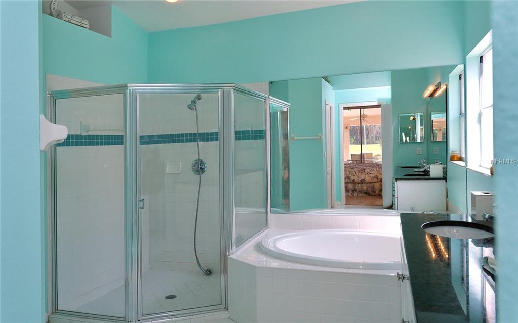 8940 WHITEMARSH AVENUE, SARASOTA, Florida 34238, 3 Bedrooms Bedrooms, 5 Rooms Rooms,2 BathroomsBathrooms,Residential,For sale,WHITEMARSH,A4210055