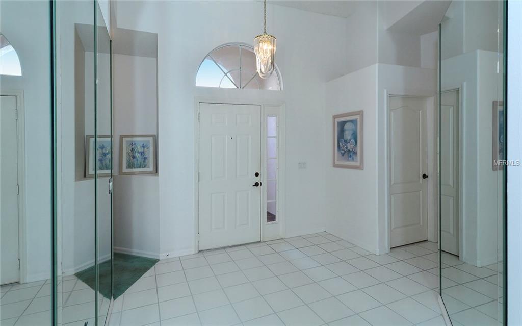 8940 WHITEMARSH AVENUE, SARASOTA, Florida 34238, 3 Bedrooms Bedrooms, 5 Rooms Rooms,2 BathroomsBathrooms,Residential,For sale,WHITEMARSH,A4210055