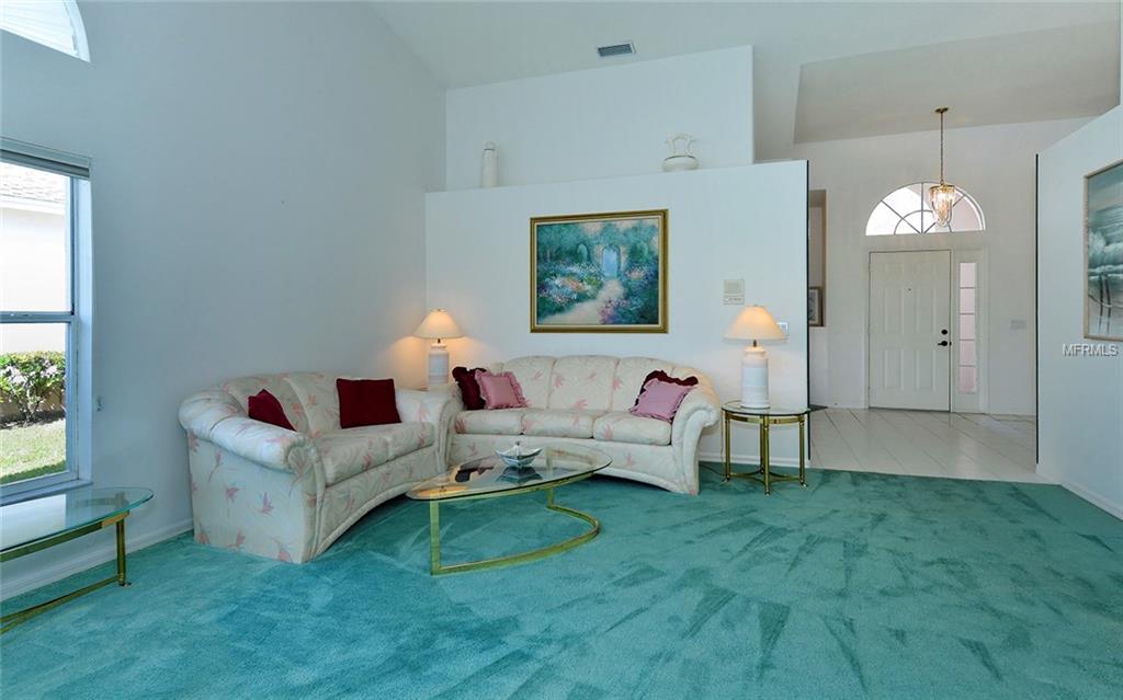 8940 WHITEMARSH AVENUE, SARASOTA, Florida 34238, 3 Bedrooms Bedrooms, 5 Rooms Rooms,2 BathroomsBathrooms,Residential,For sale,WHITEMARSH,A4210055