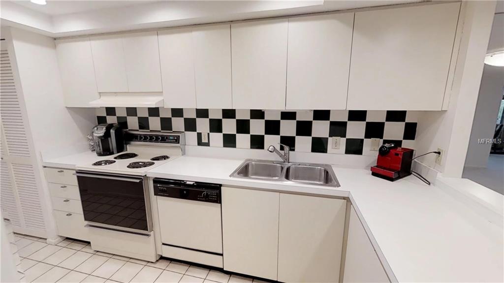 8773 MIDNIGHT PASS ROAD, SARASOTA, Florida 34242, 2 Bedrooms Bedrooms, 6 Rooms Rooms,2 BathroomsBathrooms,Residential,For sale,MIDNIGHT PASS,A4177652