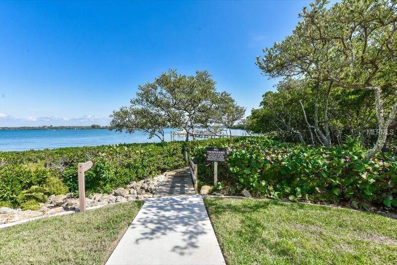 8773 MIDNIGHT PASS ROAD, SARASOTA, Florida 34242, 2 Bedrooms Bedrooms, 6 Rooms Rooms,2 BathroomsBathrooms,Residential,For sale,MIDNIGHT PASS,A4177652