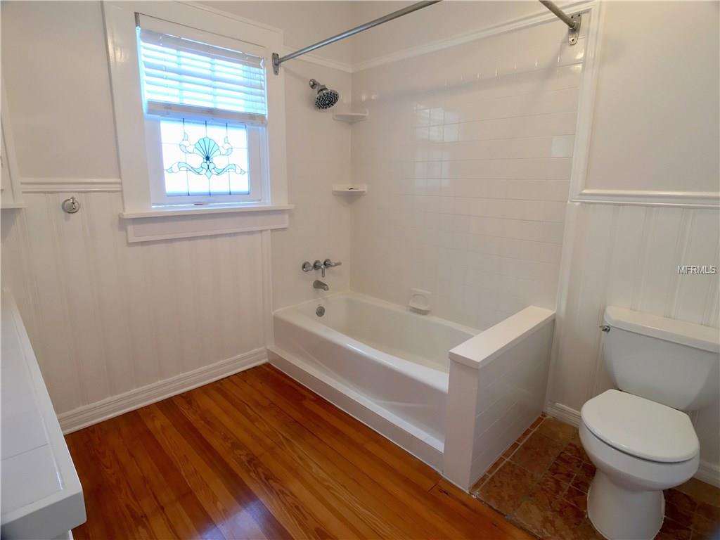 858 16TH AVENUE N, ST PETERSBURG, Florida 33704, 3 Bedrooms Bedrooms, 5 Rooms Rooms,2 BathroomsBathrooms,Residential,For sale,16TH,U7830628