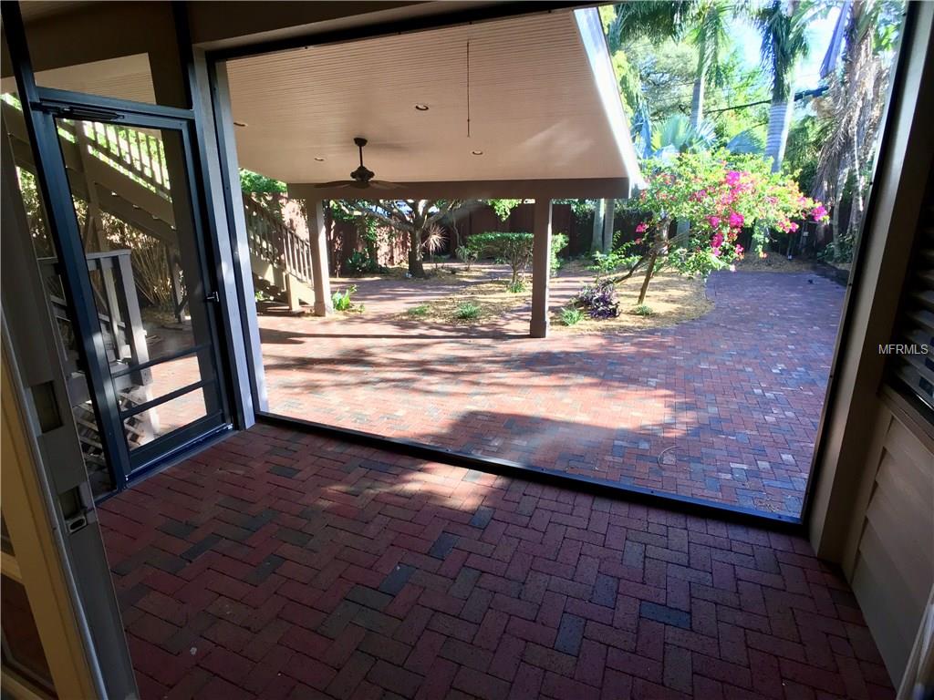 858 16TH AVENUE N, ST PETERSBURG, Florida 33704, 3 Bedrooms Bedrooms, 5 Rooms Rooms,2 BathroomsBathrooms,Residential,For sale,16TH,U7830628