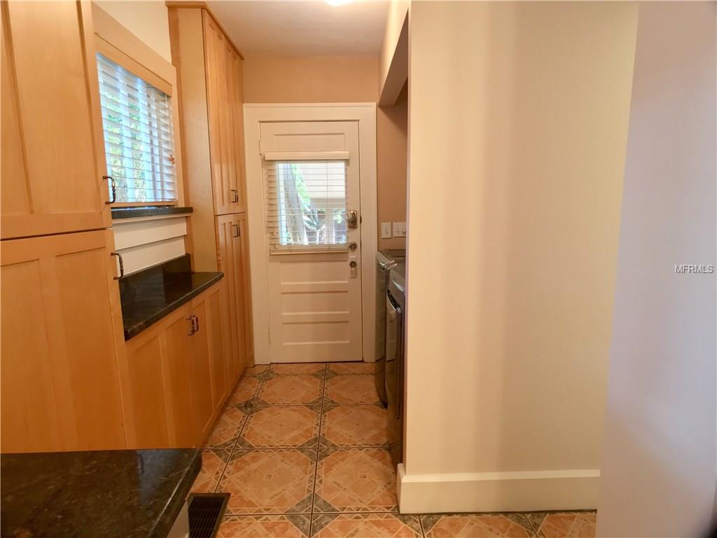 858 16TH AVENUE N, ST PETERSBURG, Florida 33704, 3 Bedrooms Bedrooms, 5 Rooms Rooms,2 BathroomsBathrooms,Residential,For sale,16TH,U7830628