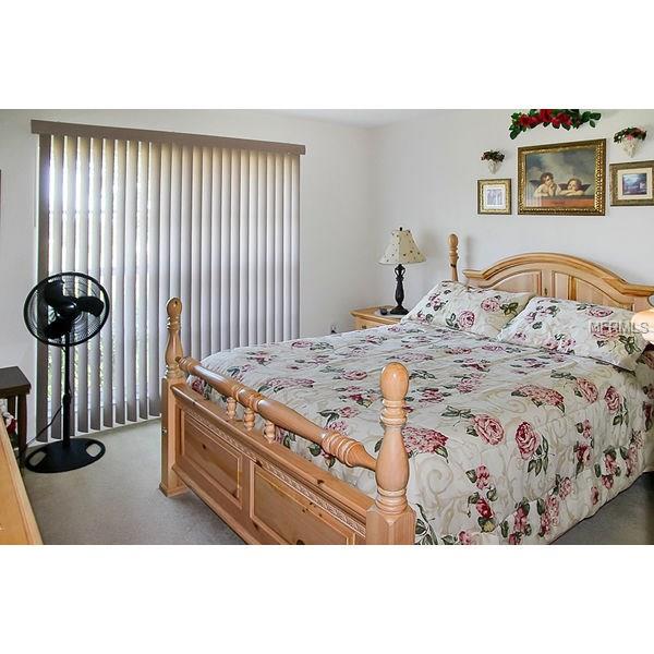 2103 SAXON LANE, LAKELAND, Florida 33810, 3 Bedrooms Bedrooms, 4 Rooms Rooms,2 BathroomsBathrooms,Residential,For sale,SAXON,L4724221