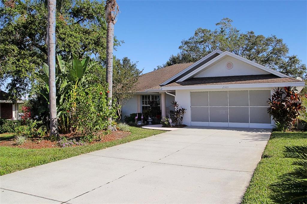 2103 SAXON LANE, LAKELAND, Florida 33810, 3 Bedrooms Bedrooms, 4 Rooms Rooms,2 BathroomsBathrooms,Residential,For sale,SAXON,L4724221
