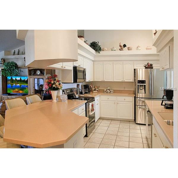 2103 SAXON LANE, LAKELAND, Florida 33810, 3 Bedrooms Bedrooms, 4 Rooms Rooms,2 BathroomsBathrooms,Residential,For sale,SAXON,L4724221