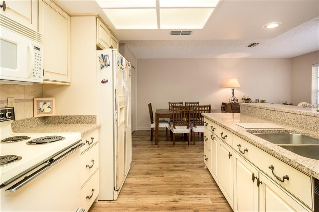 1703 ABERDEEN COURT, PALM HARBOR, Florida 34684, 2 Bedrooms Bedrooms, 6 Rooms Rooms,2 BathroomsBathrooms,Residential,For sale,ABERDEEN,U7843542