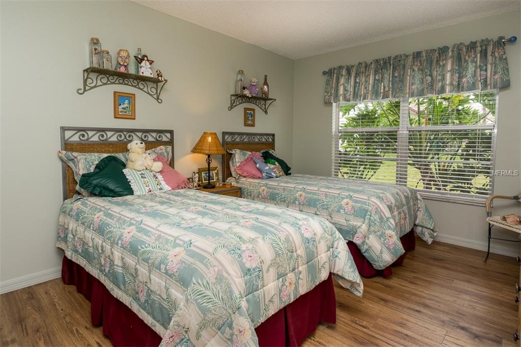 1703 ABERDEEN COURT, PALM HARBOR, Florida 34684, 2 Bedrooms Bedrooms, 6 Rooms Rooms,2 BathroomsBathrooms,Residential,For sale,ABERDEEN,U7843542