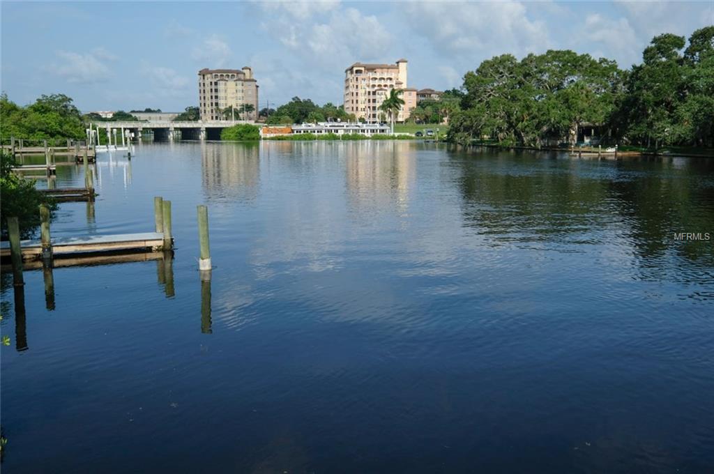 2211 MICHELE DRIVE, SARASOTA, Florida 34231, 2 Bedrooms Bedrooms, 7 Rooms Rooms,2 BathroomsBathrooms,Residential,For sale,MICHELE,A4207456