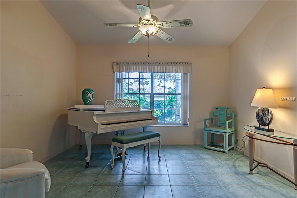 3125 SANDHILL DRIVE, HOLIDAY, Florida 34691, 3 Bedrooms Bedrooms, 3 Rooms Rooms,2 BathroomsBathrooms,Residential,For sale,SANDHILL,U7845877