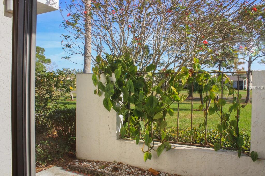 3137 HEATHERWOOD LANE, SARASOTA, Florida 34235, 2 Bedrooms Bedrooms, 6 Rooms Rooms,2 BathroomsBathrooms,Residential,For sale,HEATHERWOOD,A4209905