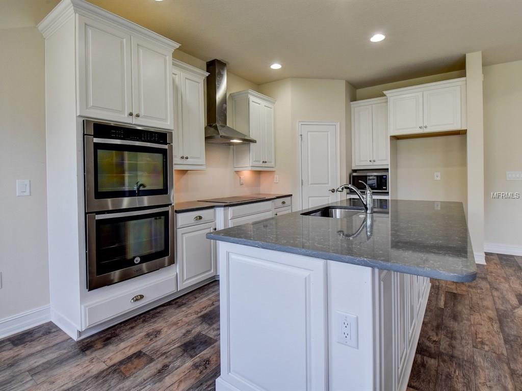 4424 CONCHFISH LANE, OSPREY, Florida 34229, 4 Bedrooms Bedrooms, 8 Rooms Rooms,3 BathroomsBathrooms,Residential,For sale,CONCHFISH,T2913093