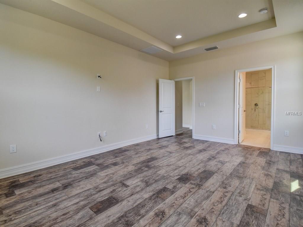 4424 CONCHFISH LANE, OSPREY, Florida 34229, 4 Bedrooms Bedrooms, 8 Rooms Rooms,3 BathroomsBathrooms,Residential,For sale,CONCHFISH,T2913093