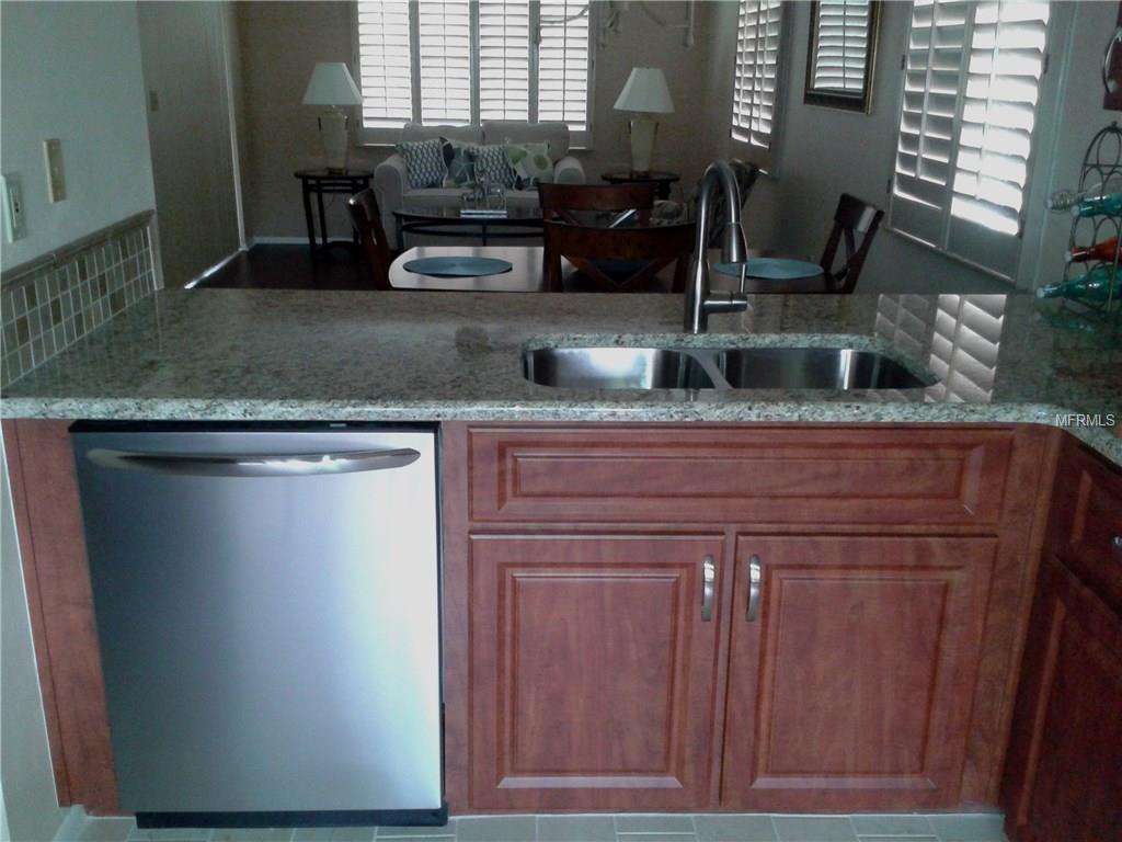 6425 REMUS DRIVE, NEW PORT RICHEY, Florida 34653, 2 Bedrooms Bedrooms, 6 Rooms Rooms,2 BathroomsBathrooms,Residential,For sale,REMUS,W7635582