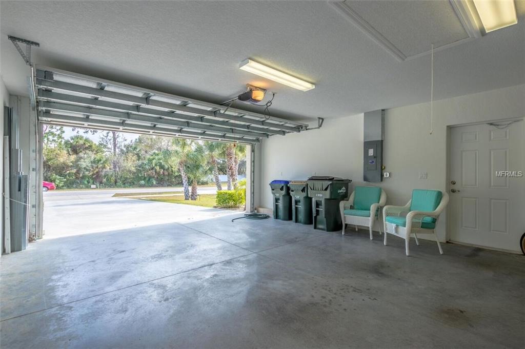 3223 S CRANBERRY BOULEVARD, NORTH PORT, Florida 34286, 3 Bedrooms Bedrooms, 9 Rooms Rooms,2 BathroomsBathrooms,Residential,For sale,CRANBERRY,C7248485