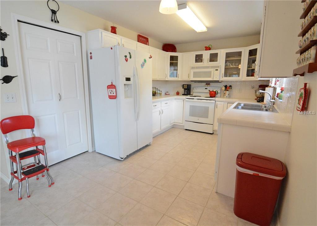 7205 SYLVAN COURT, SANFORD, Florida 32771, 3 Bedrooms Bedrooms, 6 Rooms Rooms,2 BathroomsBathrooms,Residential,For sale,SYLVAN,O5561656