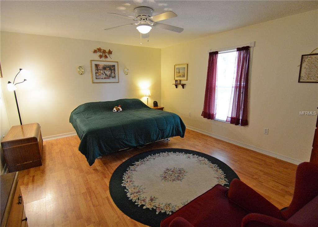 7205 SYLVAN COURT, SANFORD, Florida 32771, 3 Bedrooms Bedrooms, 6 Rooms Rooms,2 BathroomsBathrooms,Residential,For sale,SYLVAN,O5561656