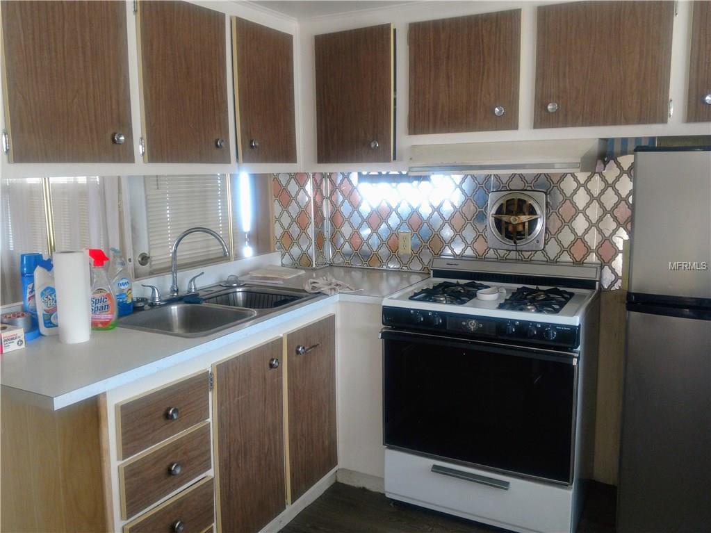 2011 IOWA AVENUE, BRADENTON, Florida 34207, 2 Bedrooms Bedrooms, 6 Rooms Rooms,1 BathroomBathrooms,Residential,For sale,IOWA,A4210134