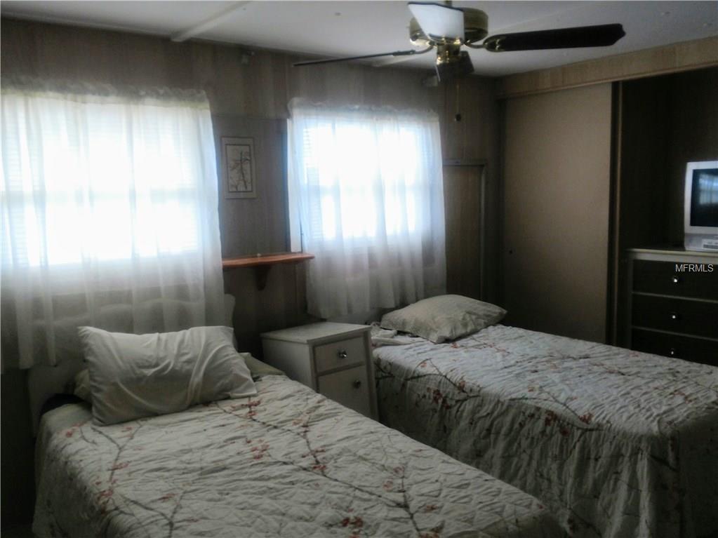 2011 IOWA AVENUE, BRADENTON, Florida 34207, 2 Bedrooms Bedrooms, 6 Rooms Rooms,1 BathroomBathrooms,Residential,For sale,IOWA,A4210134