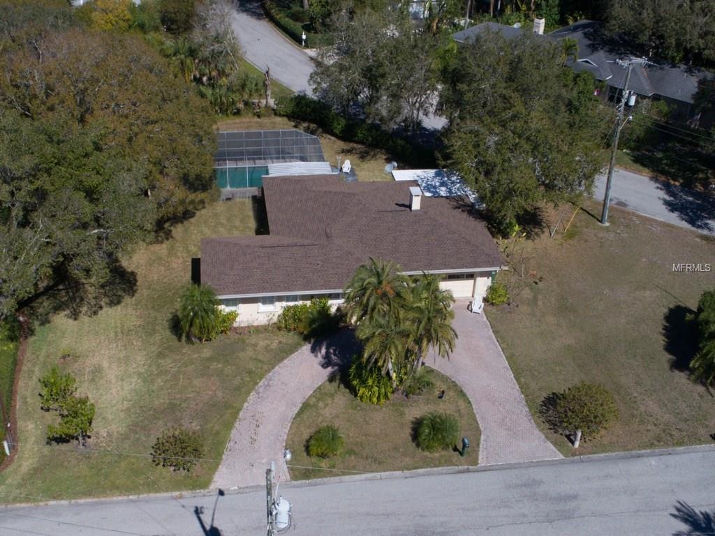 1555 SANDPIPER LANE, SARASOTA, Florida 34239, 3 Bedrooms Bedrooms, 6 Rooms Rooms,2 BathroomsBathrooms,Residential,For sale,SANDPIPER,N5911751