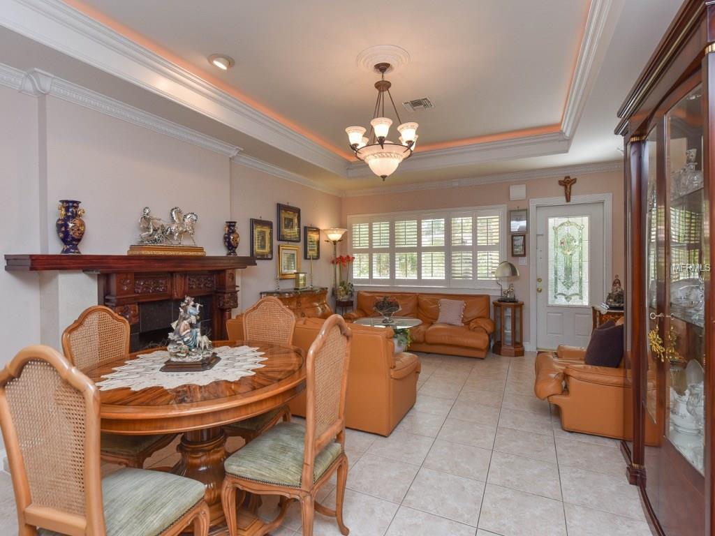 1555 SANDPIPER LANE, SARASOTA, Florida 34239, 3 Bedrooms Bedrooms, 6 Rooms Rooms,2 BathroomsBathrooms,Residential,For sale,SANDPIPER,N5911751