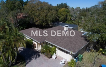 1555 SANDPIPER LANE, SARASOTA, Florida 34239, 3 Bedrooms Bedrooms, 6 Rooms Rooms,2 BathroomsBathrooms,Residential,For sale,SANDPIPER,N5911751