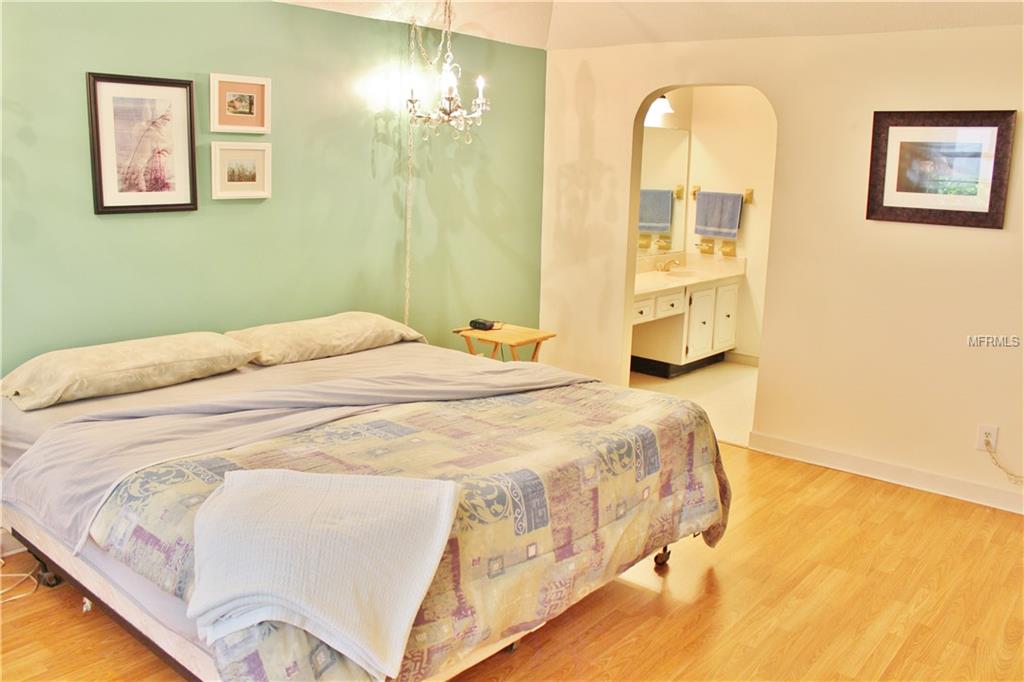 2002 CORDOVA GREEN, SEMINOLE, Florida 33777, 2 Bedrooms Bedrooms, 6 Rooms Rooms,2 BathroomsBathrooms,Residential,For sale,CORDOVA,U7830636