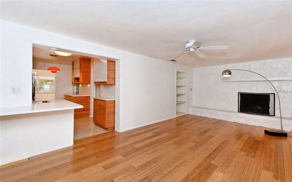 2217 GOLDENROD STREET, SARASOTA, Florida 34239, 3 Bedrooms Bedrooms, 6 Rooms Rooms,3 BathroomsBathrooms,Residential,For sale,GOLDENROD,A4197518