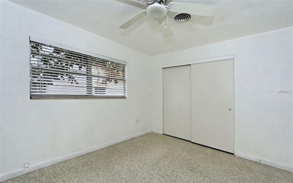 2217 GOLDENROD STREET, SARASOTA, Florida 34239, 3 Bedrooms Bedrooms, 6 Rooms Rooms,3 BathroomsBathrooms,Residential,For sale,GOLDENROD,A4197518