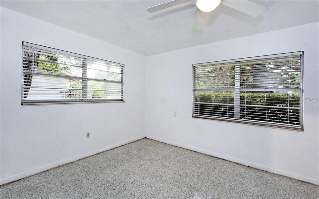 2217 GOLDENROD STREET, SARASOTA, Florida 34239, 3 Bedrooms Bedrooms, 6 Rooms Rooms,3 BathroomsBathrooms,Residential,For sale,GOLDENROD,A4197518