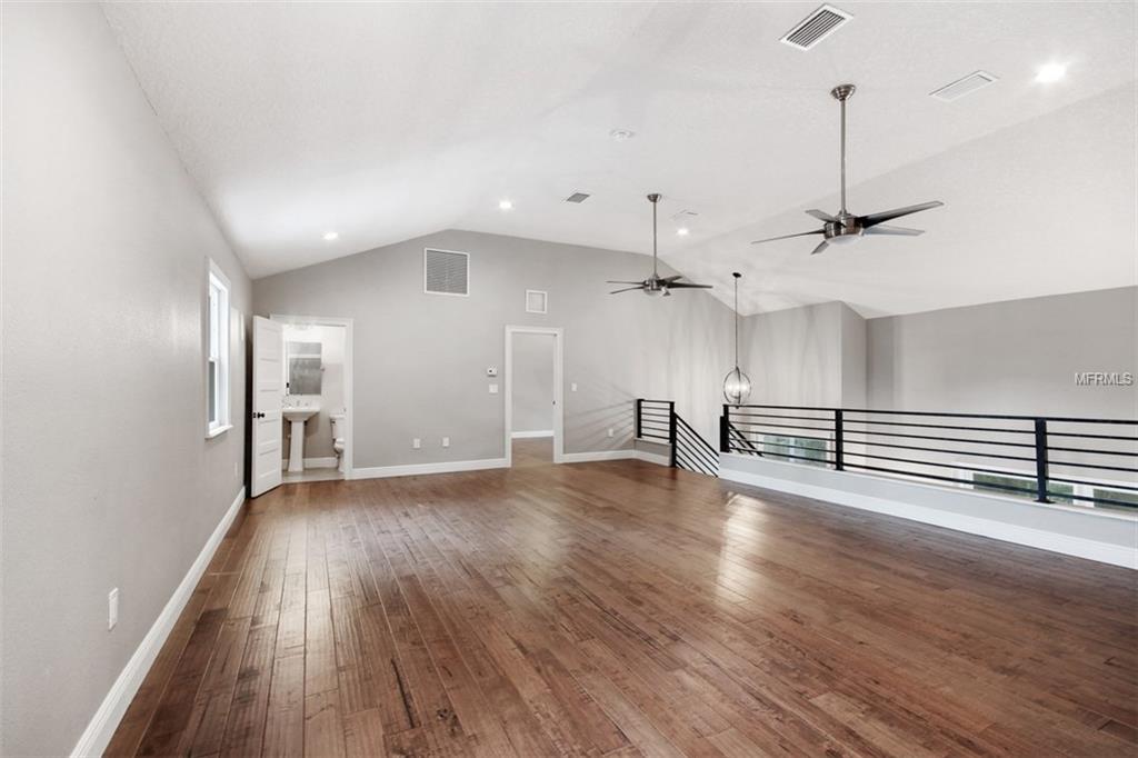 4325 WOODLYNNE LANE, ORLANDO, Florida 32812, 5 Bedrooms Bedrooms, 9 Rooms Rooms,4 BathroomsBathrooms,Residential,For sale,WOODLYNNE,O5542896