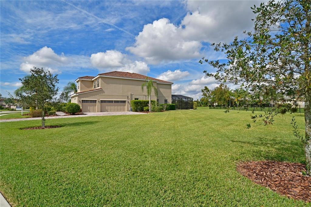 16523 3RD AVENUE NE, BRADENTON, Florida 34212, 5 Bedrooms Bedrooms, 10 Rooms Rooms,4 BathroomsBathrooms,Residential,For sale,3RD,A4201174