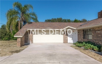 1360 ELKCAM BOULEVARD, DELTONA, Florida 32725, 2 Bedrooms Bedrooms, 3 Rooms Rooms,2 BathroomsBathrooms,Residential,For sale,ELKCAM,T2922216