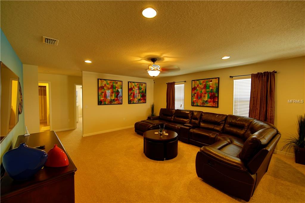 8924 RHODES STREET, KISSIMMEE, Florida 34747, 6 Bedrooms Bedrooms, 8 Rooms Rooms,4 BathroomsBathrooms,Residential,For sale,RHODES,S4855870