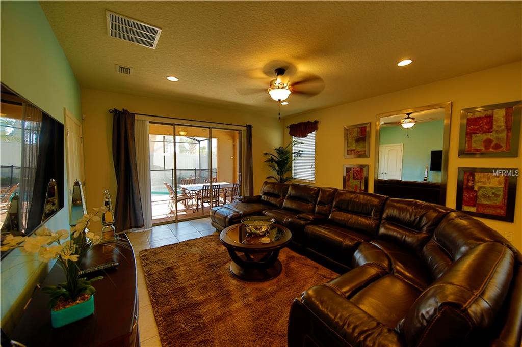 8924 RHODES STREET, KISSIMMEE, Florida 34747, 6 Bedrooms Bedrooms, 8 Rooms Rooms,4 BathroomsBathrooms,Residential,For sale,RHODES,S4855870