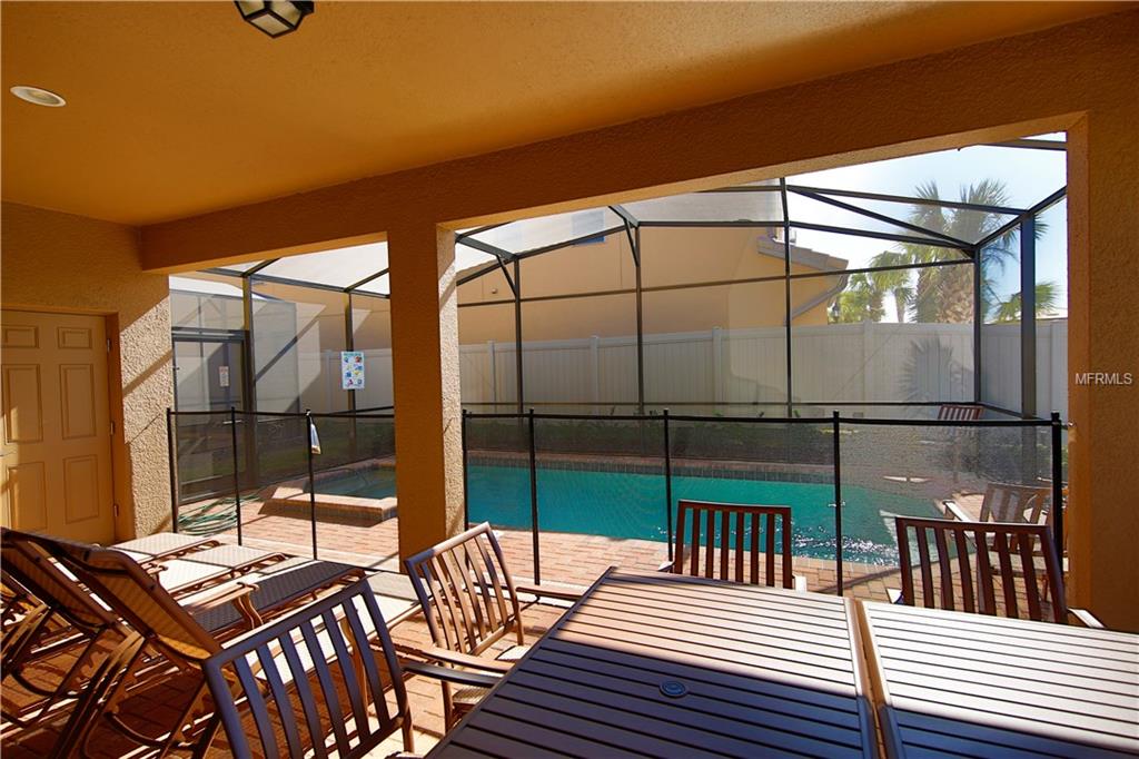 8924 RHODES STREET, KISSIMMEE, Florida 34747, 6 Bedrooms Bedrooms, 8 Rooms Rooms,4 BathroomsBathrooms,Residential,For sale,RHODES,S4855870