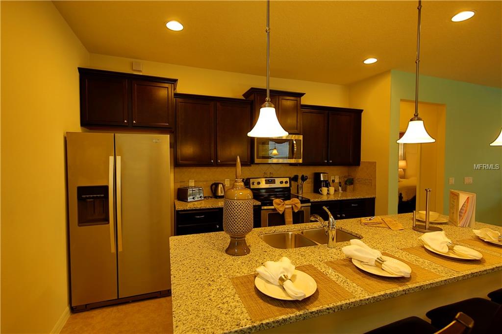 8924 RHODES STREET, KISSIMMEE, Florida 34747, 6 Bedrooms Bedrooms, 8 Rooms Rooms,4 BathroomsBathrooms,Residential,For sale,RHODES,S4855870