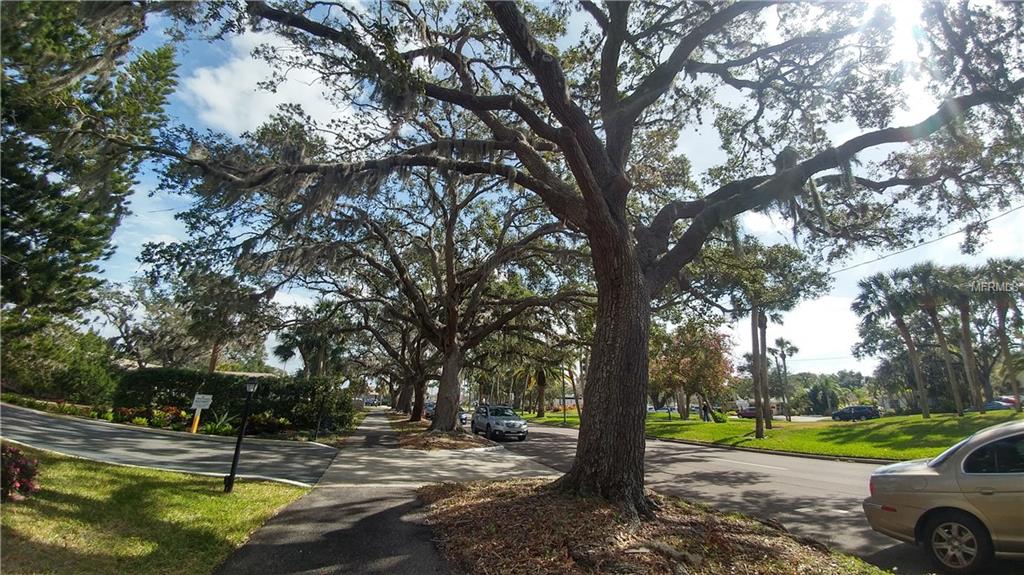 512 W VENICE AVENUE, VENICE, Florida 34285, 2 Bedrooms Bedrooms, 6 Rooms Rooms,2 BathroomsBathrooms,Residential,For sale,VENICE,N5916075