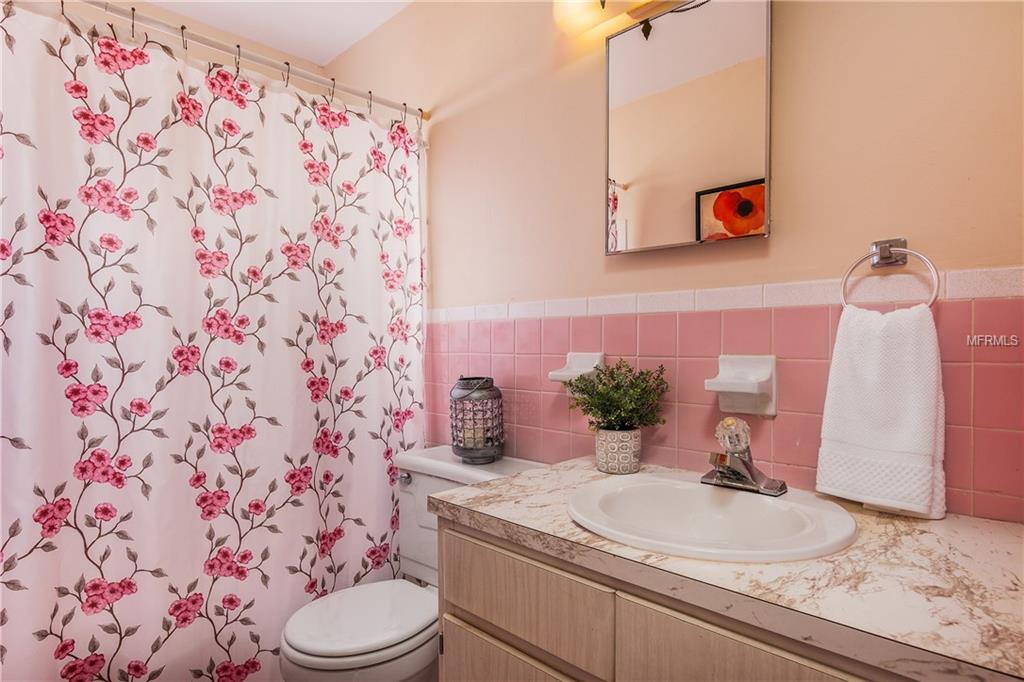 5720 N DAUGHTERY ROAD, LAKELAND, Florida 33809, 3 Bedrooms Bedrooms, 4 Rooms Rooms,2 BathroomsBathrooms,Residential,For sale,DAUGHTERY,T2925796