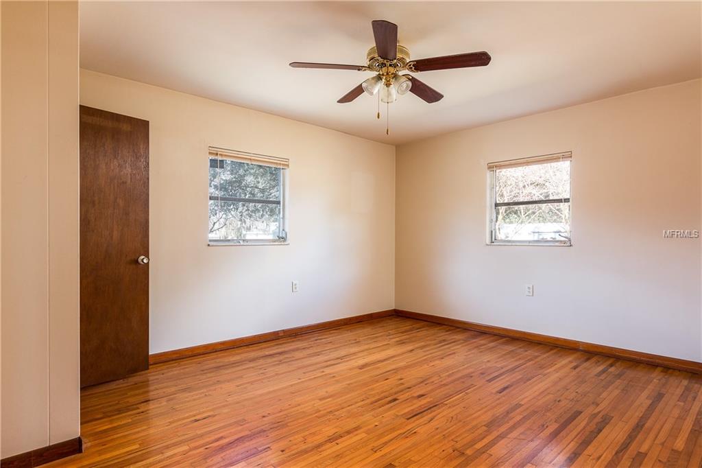 5720 N DAUGHTERY ROAD, LAKELAND, Florida 33809, 3 Bedrooms Bedrooms, 4 Rooms Rooms,2 BathroomsBathrooms,Residential,For sale,DAUGHTERY,T2925796