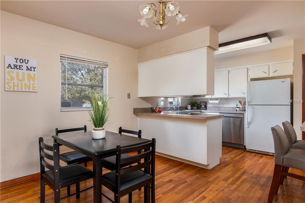 5720 N DAUGHTERY ROAD, LAKELAND, Florida 33809, 3 Bedrooms Bedrooms, 4 Rooms Rooms,2 BathroomsBathrooms,Residential,For sale,DAUGHTERY,T2925796