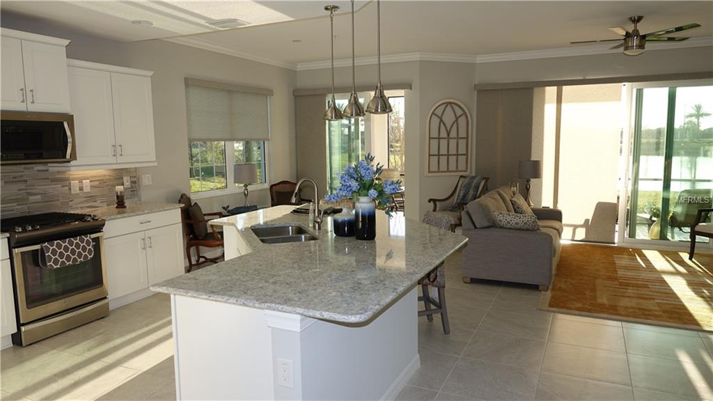 7564 DIVOT LOOP, BRADENTON, Florida 34202, 3 Bedrooms Bedrooms, 6 Rooms Rooms,2 BathroomsBathrooms,Residential,For sale,DIVOT,A4208716