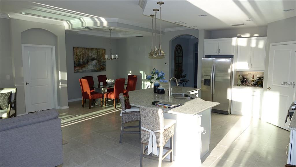 7564 DIVOT LOOP, BRADENTON, Florida 34202, 3 Bedrooms Bedrooms, 6 Rooms Rooms,2 BathroomsBathrooms,Residential,For sale,DIVOT,A4208716