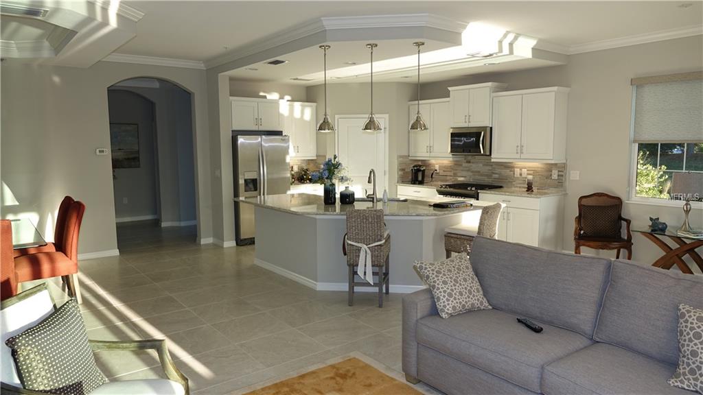 7564 DIVOT LOOP, BRADENTON, Florida 34202, 3 Bedrooms Bedrooms, 6 Rooms Rooms,2 BathroomsBathrooms,Residential,For sale,DIVOT,A4208716