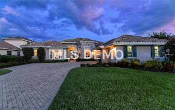 258 PESARO DRIVE, NORTH VENICE, Florida 34275, 3 Bedrooms Bedrooms, 7 Rooms Rooms,3 BathroomsBathrooms,Residential,For sale,PESARO,N5916295