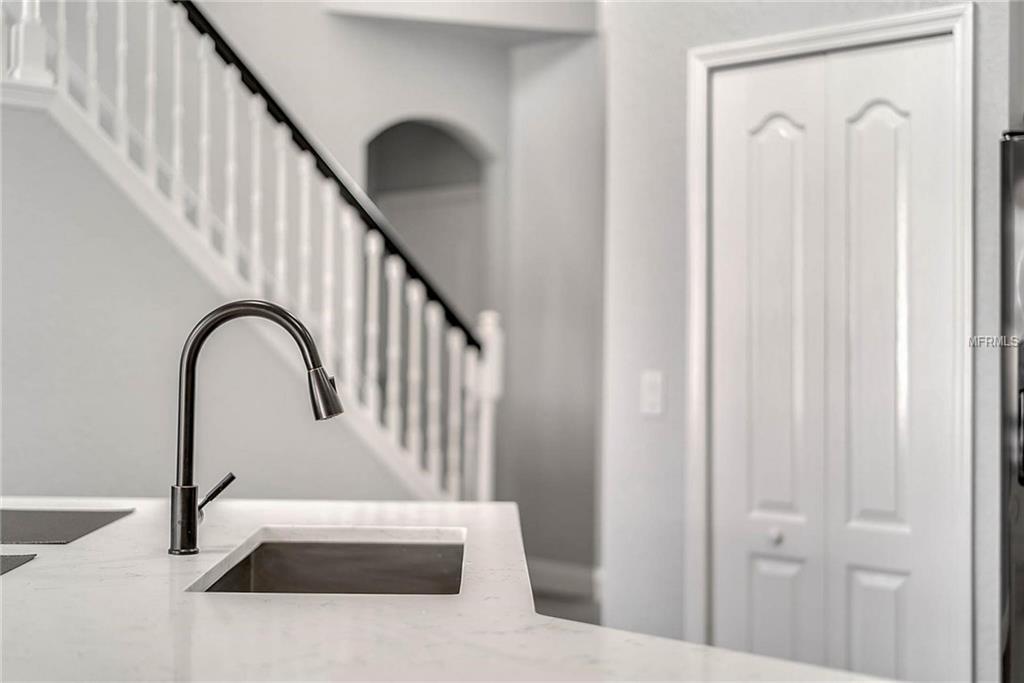 1214 BLACKHEATH COURT, DAVENPORT, Florida 33897, 5 Bedrooms Bedrooms, 8 Rooms Rooms,3 BathroomsBathrooms,Residential,For sale,BLACKHEATH,O5560989