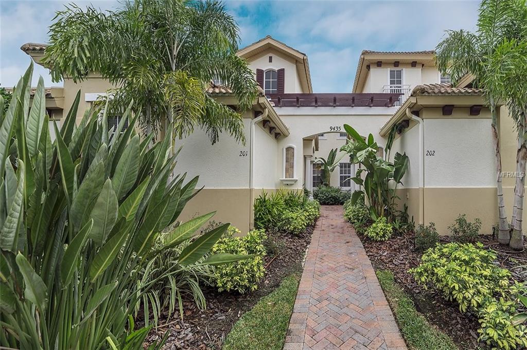 9435 DISCOVERY TERRACE, BRADENTON, Florida 34212, 3 Bedrooms Bedrooms, 9 Rooms Rooms,2 BathroomsBathrooms,Residential,For sale,DISCOVERY,A4209682